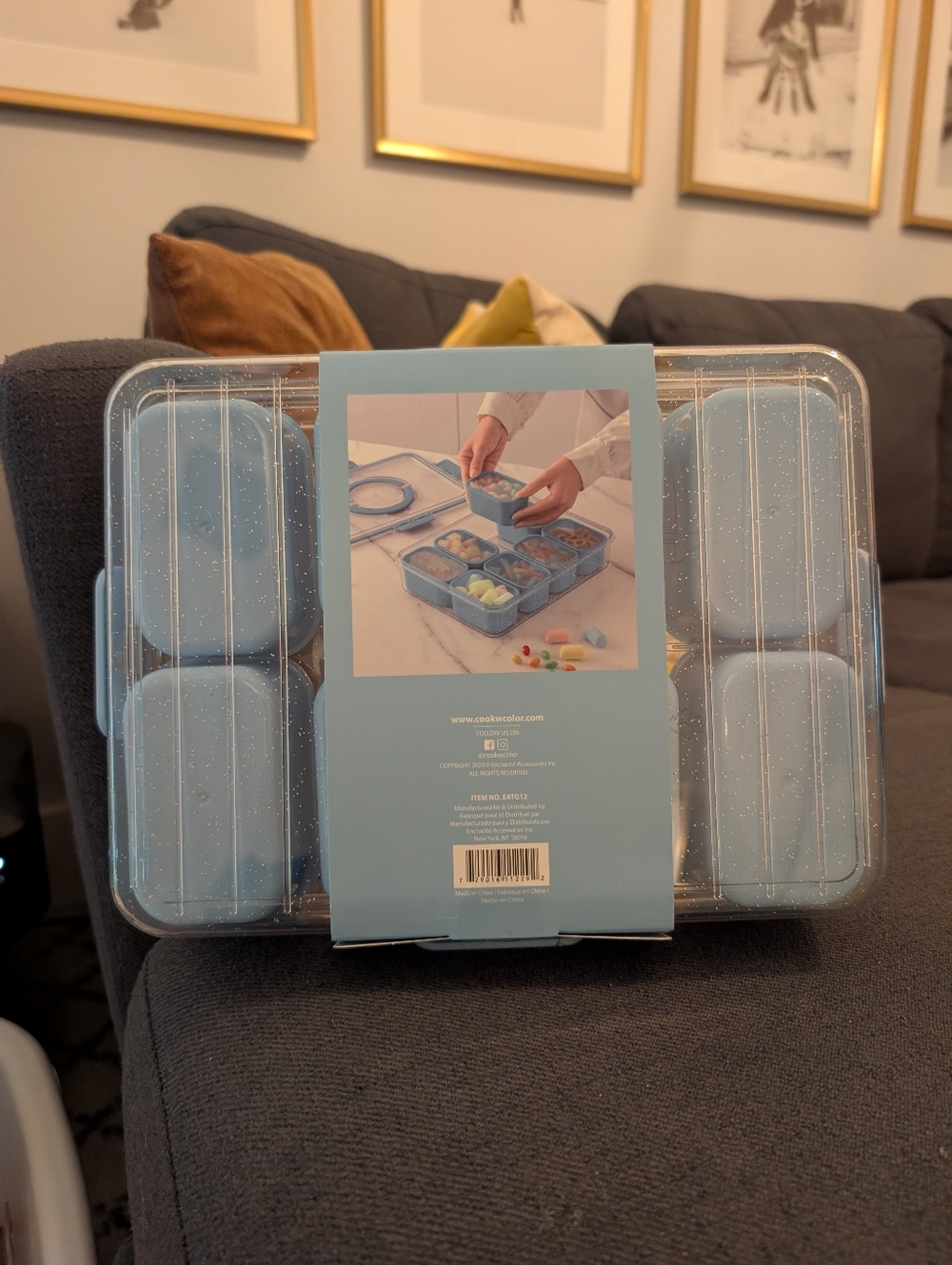 New Target Snack/ Food Storage Container - Picture 3 of 6